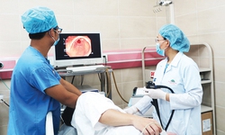 Gia đ&#236;nh c&#243; tiền sử, từ 40 tuổi, n&#234;n đi nội soi ti&#234;u h&#243;a tầm so&#225;t bệnh