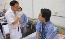 Đau v&#249;ng g&#243;c h&#224;m, nam thanh ni&#234;n 26 tuổi tưởng mọc răng kh&#244;n nhưng h&#243;a ra bị nang răng sinh sừng