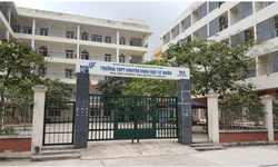 Trường đầu ti&#234;n th&#244;ng b&#225;o điểm tr&#250;ng tuyển v&#224;o lớp 10 H&#224; Nội l&#224; chuy&#234;n Khoa học Tự nhi&#234;n