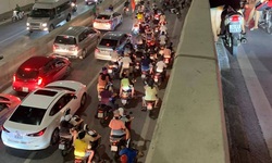 H&#224; Nội: Một người nguy kịch v&#236; tự ng&#227; tại hầm Kim Li&#234;n
