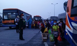 Đảm bảo an toàn cho người dân từ vùng dịch về quê, mở lại vận tải khách đường bộ liên tỉnh
