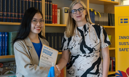 Nữ sinh 20 tuổi được trao quyền làm Đại sứ Thụy Điển một ngày 