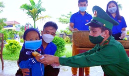 &#39;Tủ m&#236; y&#234;u thương&#39; ấm l&#242;ng đồng b&#224;o v&#249;ng bi&#234;n giới ở Thừa Thi&#234;n Huế