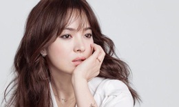 Phụ nữ tuổi 40 nên mặc gì để sở hữu thần thái ngút ngàn như Song Hye Kyo?