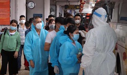 Thích ứng an toàn, linh hoạt với COVID-19: Thêm nhiều địa phương bỏ kiểm soát xét nghiệm PCR, bỏ giấy đi đường