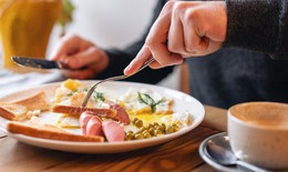 Bữa sáng đầy đủ và ăn sớm giúp giảm nguy cơ mắc bệnh đái tháo đường type 2