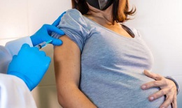 Tại sao phụ nữ cần tiêm vaccine phòng bệnh trước và trong thai kỳ?