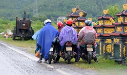 Nguy cơ lây lan dịch COVID-19 từ người dân về quê nếu không được kiểm soát