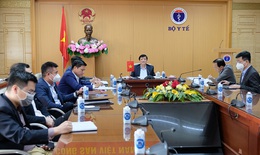 Bộ trưởng Bộ Y tế Việt Nam và Bộ trưởng Bộ Y tế Singapore thảo luận việc đi lại giữa hai nước trong tình hình mới