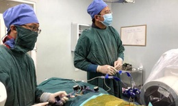 Bệnh viện CT-CH Nghệ An thực hiện hiệu quả kỹ thuật bơm xi măng sinh học tạo h&#236;nh th&#226;n đốt sống