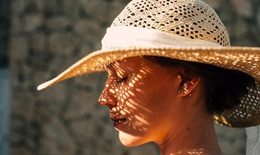 Chuyên gia chia sẻ tips chăm sóc da sau phẫu thuật thẩm mỹ