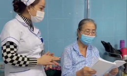 Bệnh nhân ung thư tại Quảng Bình hát hò khoan Lệ Thủy tặng cán bộ y tế cứu chữa, chăm sóc mình