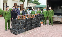 Cuối năm, nở rộ 'chợ' pháo lậu trên mạng xã hội