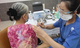 TP.HCM dự kiến tiêm nhắc lại vaccine COVID-19 cho nhóm nguy cơ
