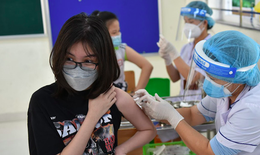 Gần 69% trẻ từ 12-17 tuổi ở Hà Nội đã tiêm vaccine COVID-19