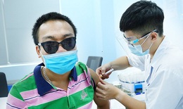 Người khuyết tật và yếu thế được tiêm vắc xin phòng COVID-19