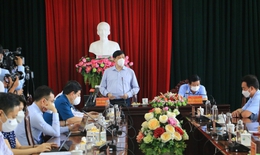 Bộ Y tế điều 3 lãnh đạo các Bệnh viện Trung ương đến hỗ trợ Vĩnh Long điều trị bệnh nhân COVID-19