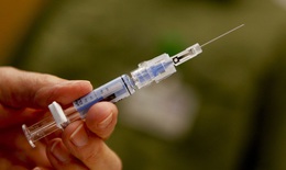 Vaccine cúm có thể làm giảm nguy cơ nhập viện ICU ở bệnh nhân COVID-19