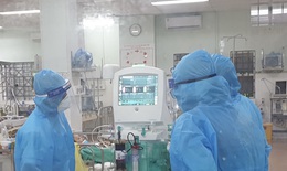 Bản tin COVID-19 trưa 15/8: Gần 100 y bác sĩ về hưu ở Đà Nẵng tình nguyện tham gia chống dịch