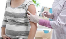 Ti&#234;m vaccine ph&#242;ng COVID-19 ở phụ nữ mang thai – Những bằng chứng khoa học