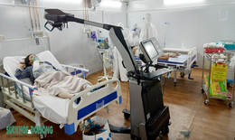Dốc cả tâm lực điều trị cho bệnh nhân COVID-19 nặng