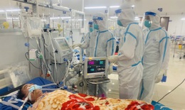 Trung tâm hồi sức COVID-19 tại Long An có 35 bệnh nhân nặng đang được điều trị tích cực