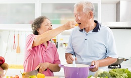 Bí quyết dinh dưỡng khắc phục chứng biếng ăn ở người cao tuổi