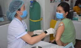 Quảng Bình đã có gần 2 vạn người tiêm đủ 2 mũi vaccine COVID-19