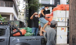 Bánh chưng, giò chả từ Hà Giang "bay" vào tâm dịch TP.HCM