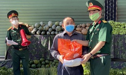 “Gian hàng 0 đồng” ấm lòng người dân trong mùa dịch