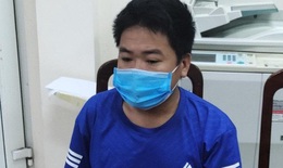 Bắt kẻ vi phạm phòng chống dịch, đánh công an tại chốt kiểm soát