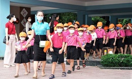 Nhiều địa phương cho học sinh đến trường, thực hiện nghiêm phòng dịch
