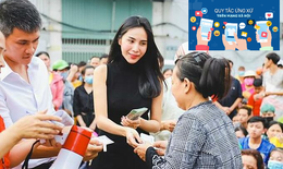 Netizen liên tục đòi "sao kê", và đây là cách Thủy Tiên, Đàm Vĩnh Hưng đáp trả