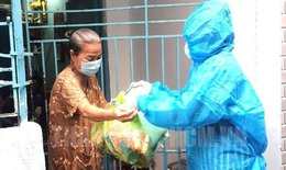 Thủ tướng yêu cầu TP. HCM chuẩn bị hàng hóa, cấp phát thuốc để F0 điều trị tại nhà