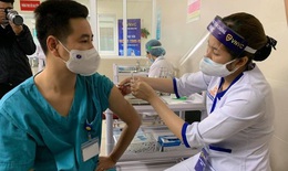 Vaccine mRNA COVID-19 không gây ra vấn đề sức khỏe nghiêm trọng