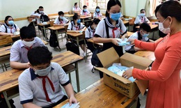 Gần 14.000 giáo viên, học sinh mắc COVID-19 cần hỗ trợ tâm lý