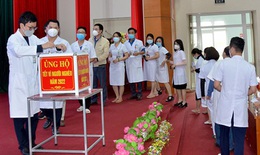 Bệnh viện HNĐK Nghệ An quy&#234;n g&#243;p ủng hộ &#39;Tết v&#236; người ngh&#232;o&#39; năm 2022