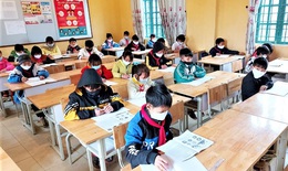 Nhiều học sinh Lào Cai mắc COVID-19 chưa rõ nguồn lây, trường học tăng cường phòng dịch