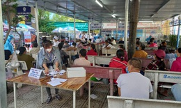 Khánh Hòa: Cơ sở y tế quản lý chặt người nuôi bệnh và phòng dịch COVID-19 dịp Tết