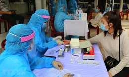 Ngày 10/10: Ca COVID-19 mới tăng lên hơn 1.000, gấp gần 3 lần hôm qua