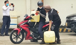 Cảnh sát TP.HCM khuyến cáo 'nóng' khi người dân đổ xô mua xăng
