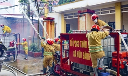 VIDEO: Độc đáo xe cứu hỏa mini ở làng nghề Thạch Thất