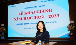 Quyền Bộ trưởng Bộ Y tế nhắn gửi tân sinh viên Đại học Y Hà Nội: "Học thật giỏi và ước mơ thật nhiều"