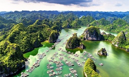 Báo Anh xếp Việt Nam là điểm đến hàng đầu để đón năm mới