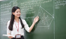 Bộ Chính trị giao bổ sung gần 66.000 biên chế giáo viên từ 2022 - 2026