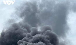 Bắc Giang: Cháy lớn tại gara ôtô Nhàn Nhã, thiêu rụi hai xe ôtô