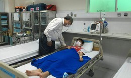 C&#242;n 21 trường hợp nặng đang được điều trị t&#237;ch cực tại bệnh viện sau vụ ngộ độc thực phẩm ở Nha Trang