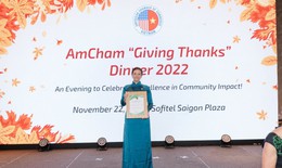 Sanofi nhận Giải thưởng Xuất sắc về t&#225;c động m&#244;i trường do AmCham trao tặng