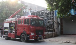 Sập giàn giáo ở thành phố Bắc Ninh khiến hai người thương vong