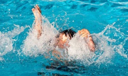 Thêm 2,1 triệu USD triển khai chương trình dạy bơi miễn phí cho trẻ em Việt Nam